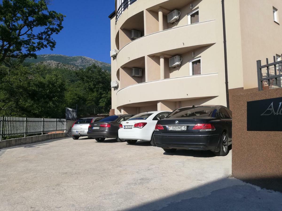 Alessandra Apartments Sveti Stefan Exterior photo